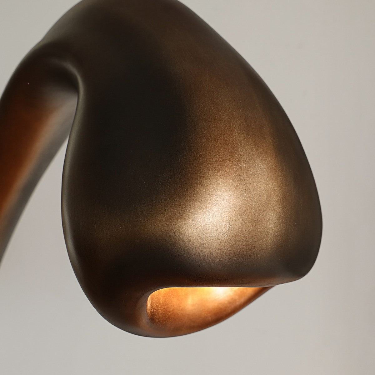 French Bud Sculpture Floor Lamp – Luxury Ambient Lighting
